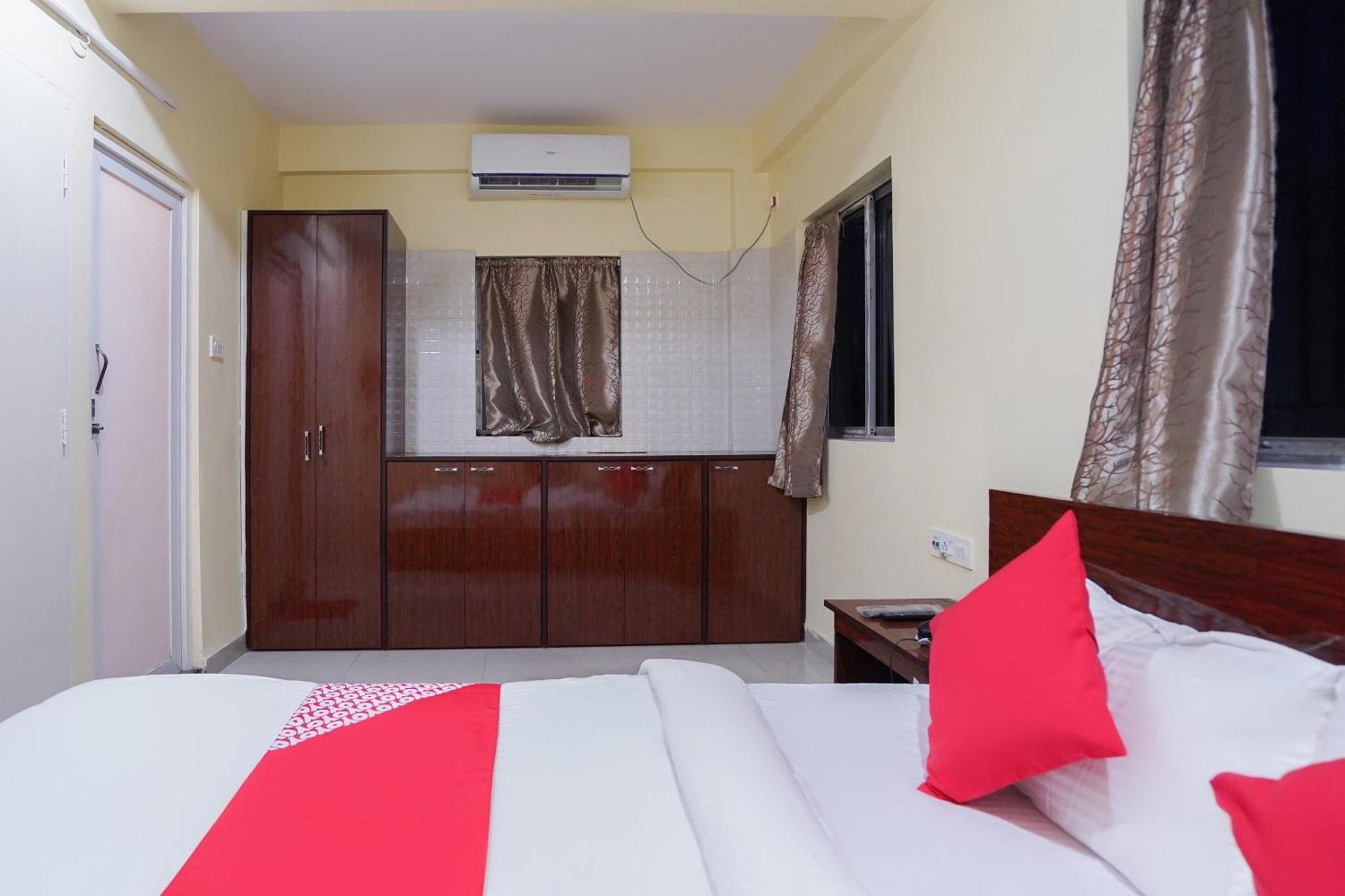 โอโย 60891 โฮเต็ล แอเมซ Hotel Jadabpur ภายนอก รูปภาพ